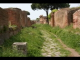 05581 ostia - regio iii - cardo degli aurighi - blick von osten.jpg